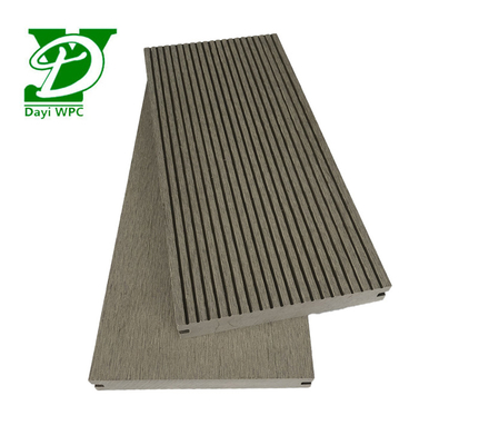 100% recycelbares WPC-Decking
Außenwasserdichtes Gartenbecken Decking Verbundfußboden