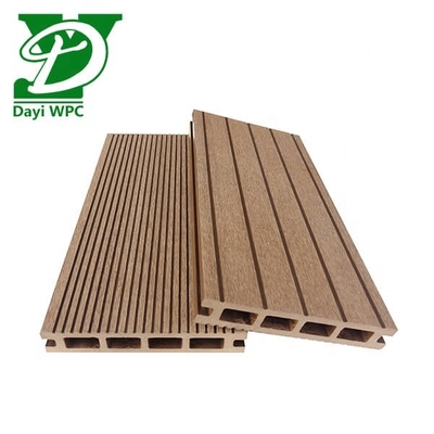 Hohe Festigkeit Wpc Hohl Decking Outdoor Composite Decking Verschleißfestigkeit