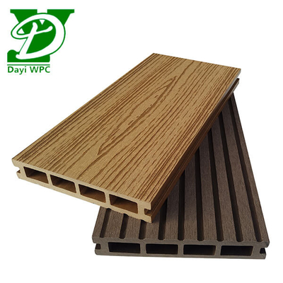 Wasserdichtes WPC-Verbunddeck mit Hohlbau