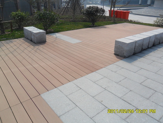 Anti-Korrosion WPC Teak Deck Hohl WPC Decking Abrasionssicher