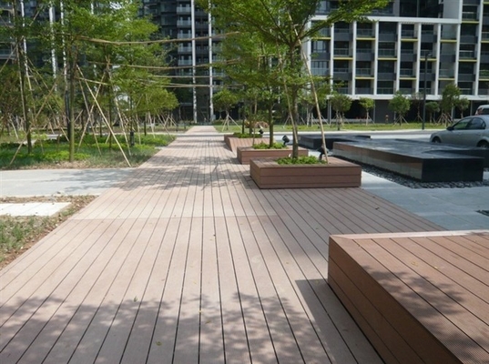 Moderne Holz-Kunststoff-Verbundwerkstoff WPC-Verbundwerkstoff-Decking-Wasserbeständigkeit Antirust