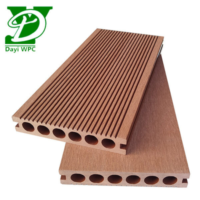 Hohe Haltbarkeit WPC-Festplatten 8 Standardfarben Einfach installieren