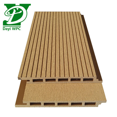 Holz-Kunststoff-Verbundwerkstoff Außenwandverkleidung 150*16mm Für Hotel